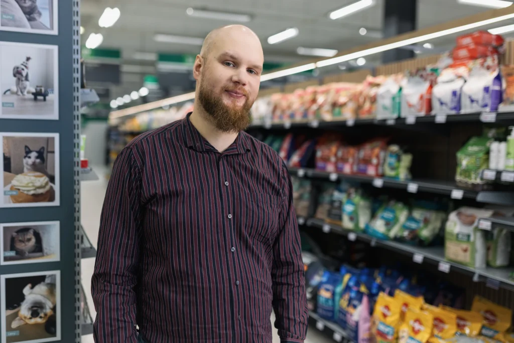 Silver Savason. Detektiivitööst tooteandmespetsialisti ametis.